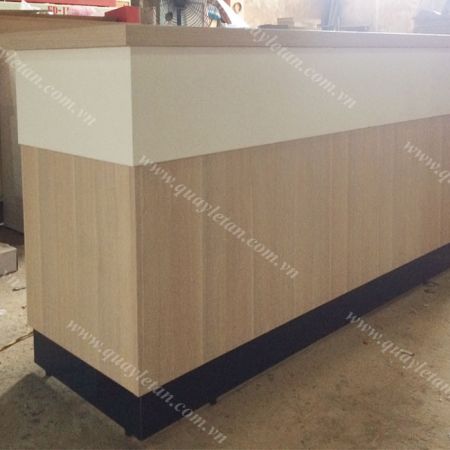 Quầy Lễ Tân Thấp Sơn QLTT S07